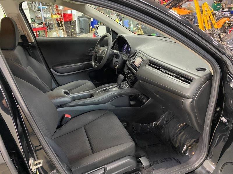 Used 2016 Honda HR-V LX image 15