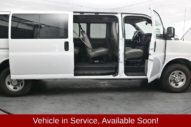 Used 2024 Chevrolet Express 3500 LS RWD image 47