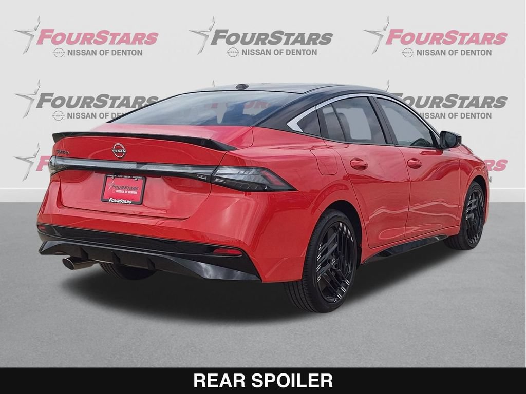 New 2027 Nissan Sentra SR w/ Floor Mat Package FWD image 4
