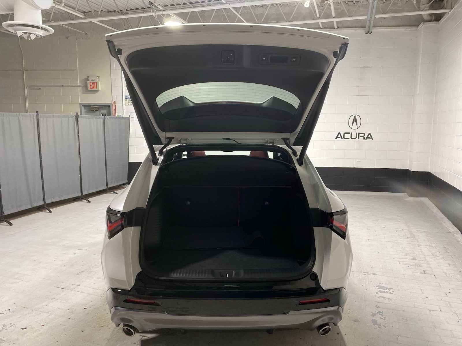 Used 2025 Acura ADX A-Spec image 19