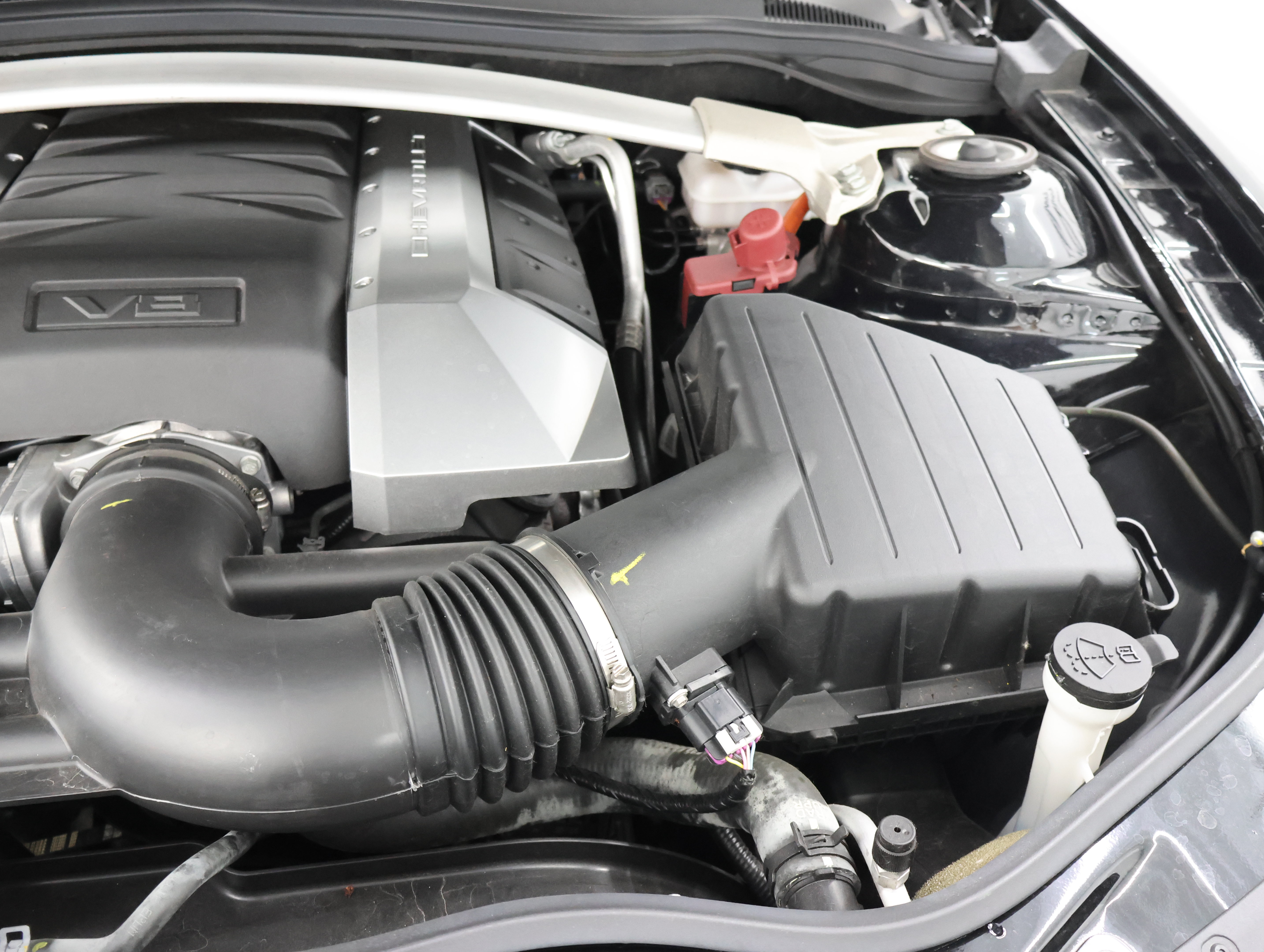 Used 2014 Chevrolet Camaro SS w/ RS Package RWD image 17