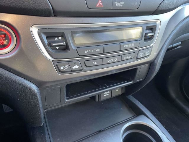 Used 2020 Honda Pilot LX image 28