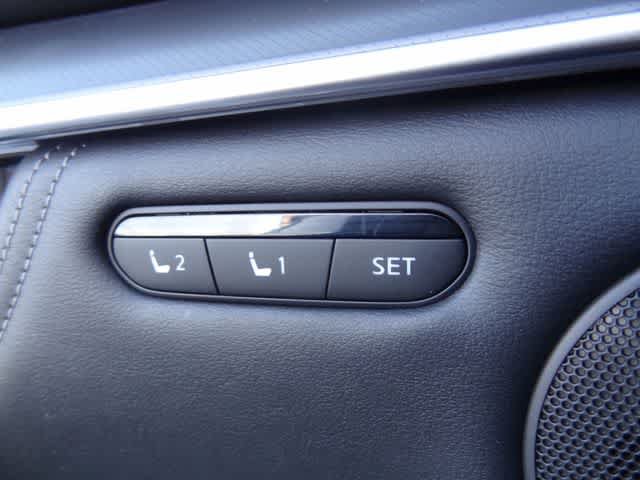 Certified 2025 INFINITI QX55 Luxe w/ Cargo Package AWD/4WD image 16