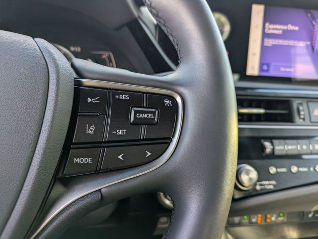 Certified 2025 Lexus ES 350 w/ Premium Package image 25
