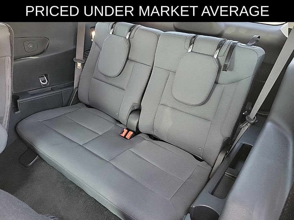 Used 2026 Ford Explorer Active AWD/4WD image 12