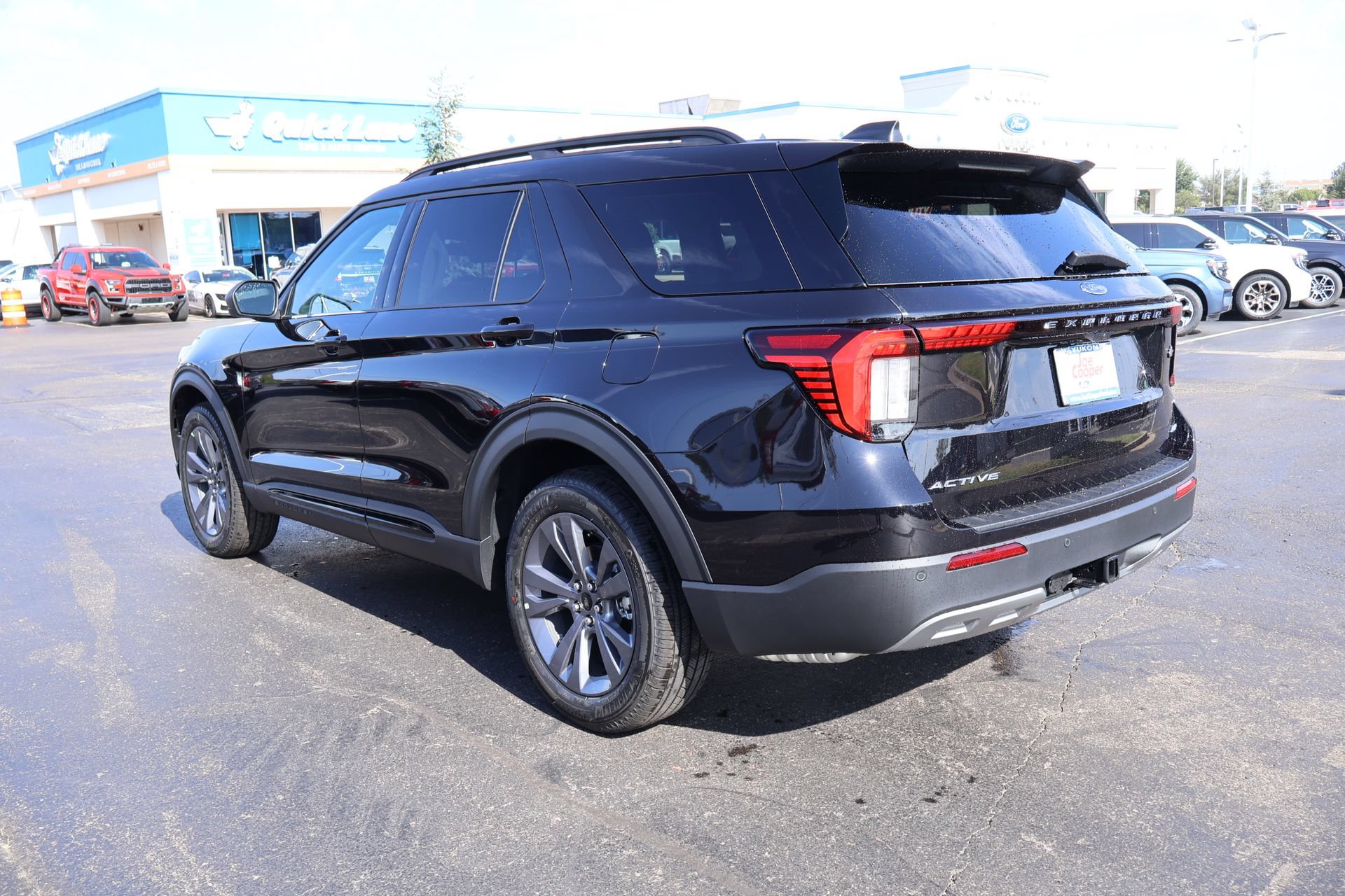 New 2026 Ford Explorer Active w/ Active Comfort Package AWD/4WD image 24