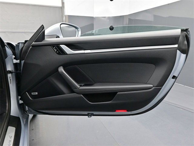 Used 2021 Porsche 911 Carrera 4 image 15