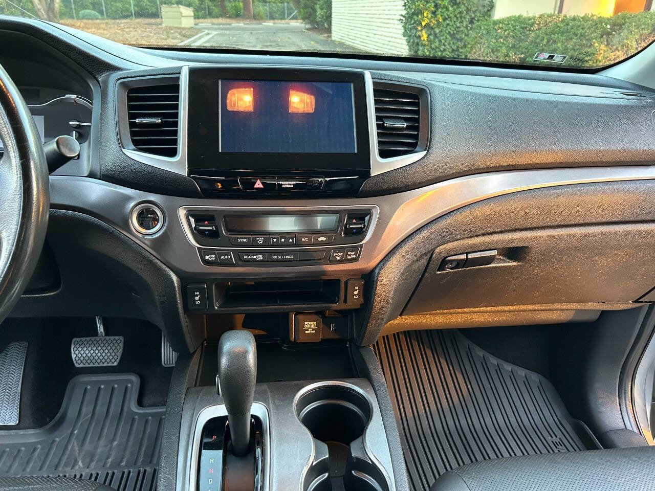 Used 2017 Honda Ridgeline RTL-T image 42