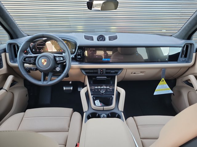 New 2026 Porsche Cayenne GTS AWD/4WD image 20