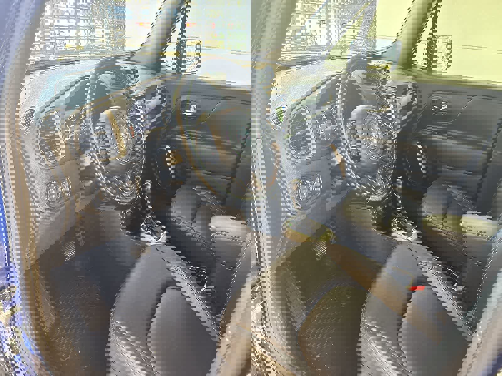 Used 2020 Jeep Renegade Altitude image 2