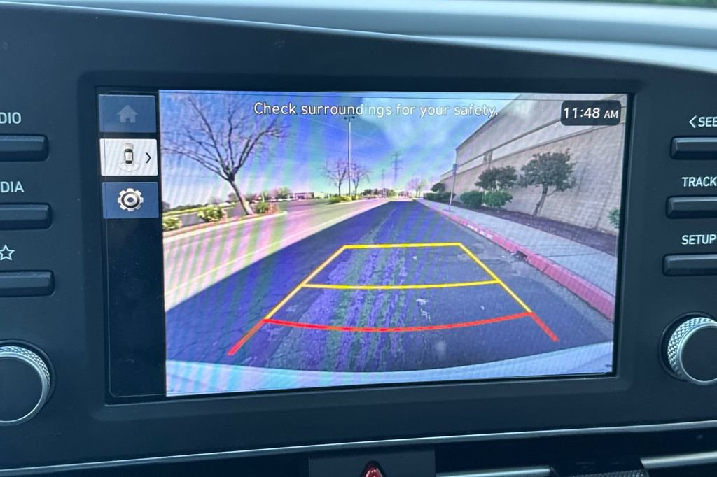 New 2025 Hyundai Elantra Sport FWD image 16