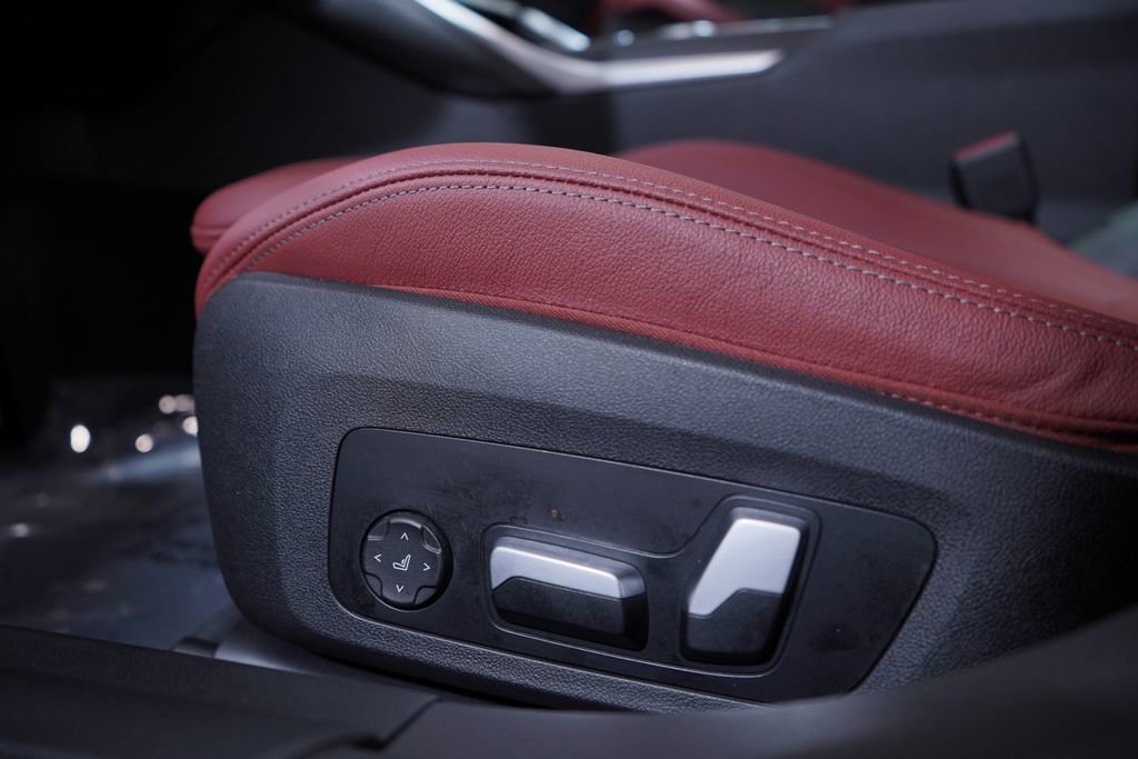 Used 2023 BMW i4 eDrive40 w/ M Sport Package image 18