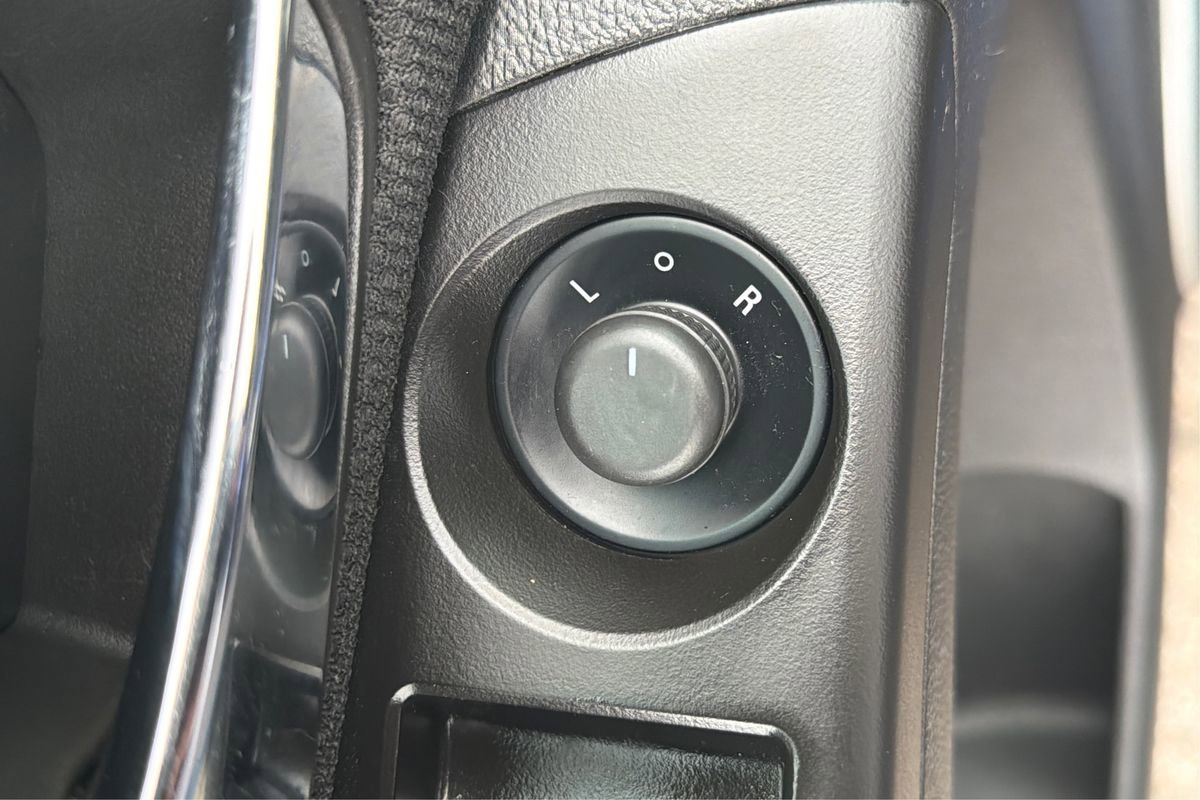 Used 2012 Chevrolet Cruze Eco image 34