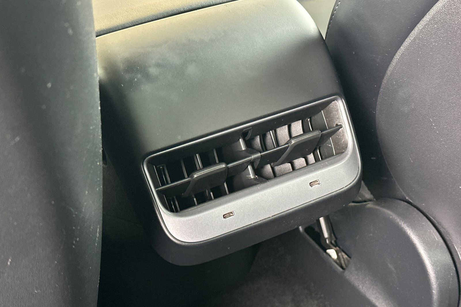 Used 2022 Tesla Model Y Long Range image 14