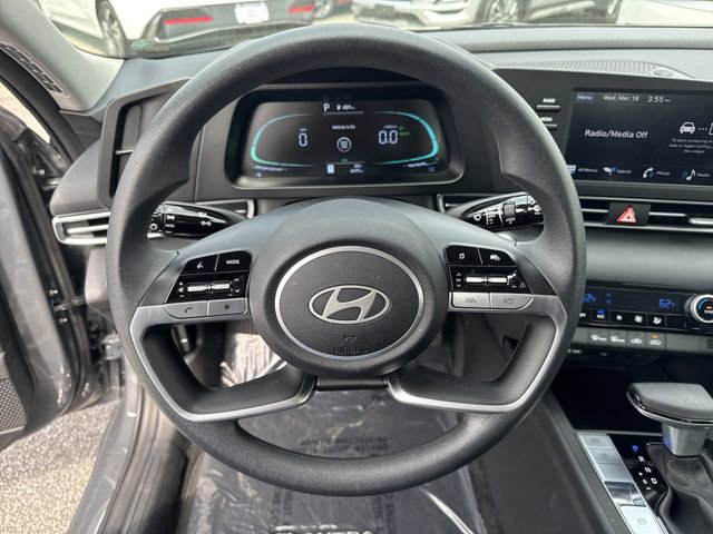Certified 2025 Hyundai Elantra Hybrid FWD image 23