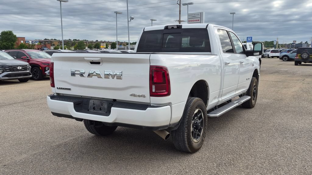 Used 2025 RAM 2500 Laramie AWD/4WD image 3