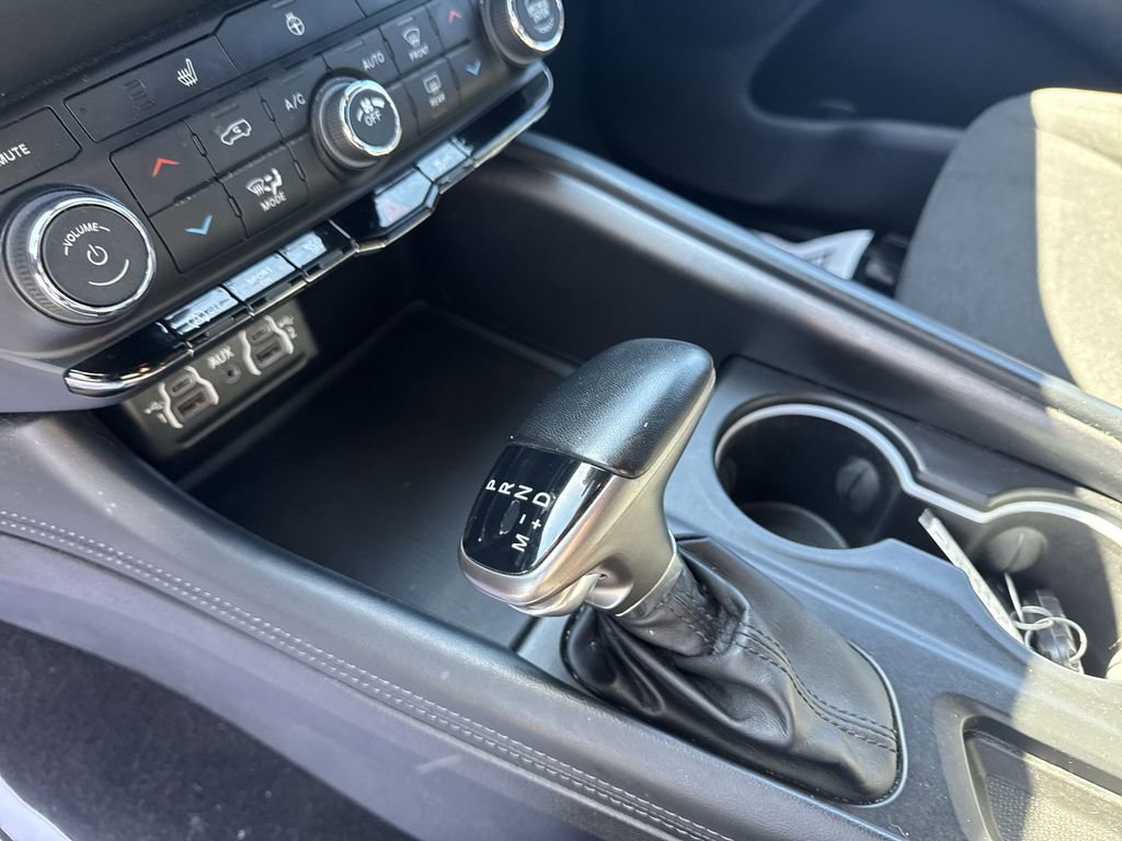 Used 2023 Dodge Durango SXT RWD image 19