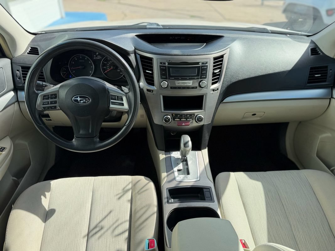 Used 2014 Subaru Outback 2.5i AWD/4WD image 14
