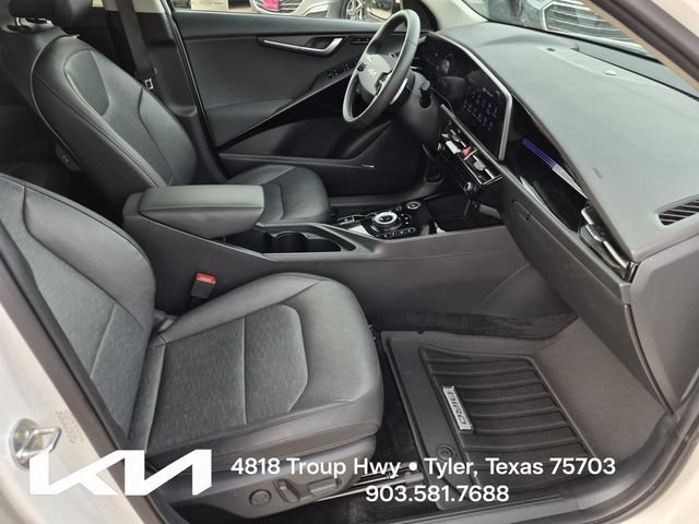 Certified 2023 Kia Niro Wave FWD image 10