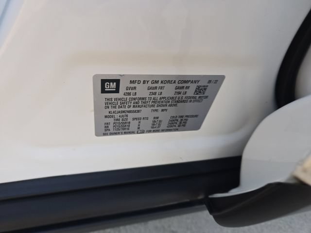 Used 2022 Buick Encore Preferred w/ Safety Package FWD image 28