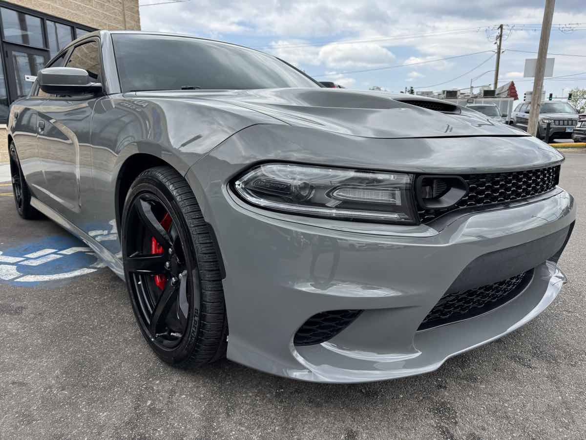 Used 2019 Dodge Charger SRT Hellcat RWD image 3