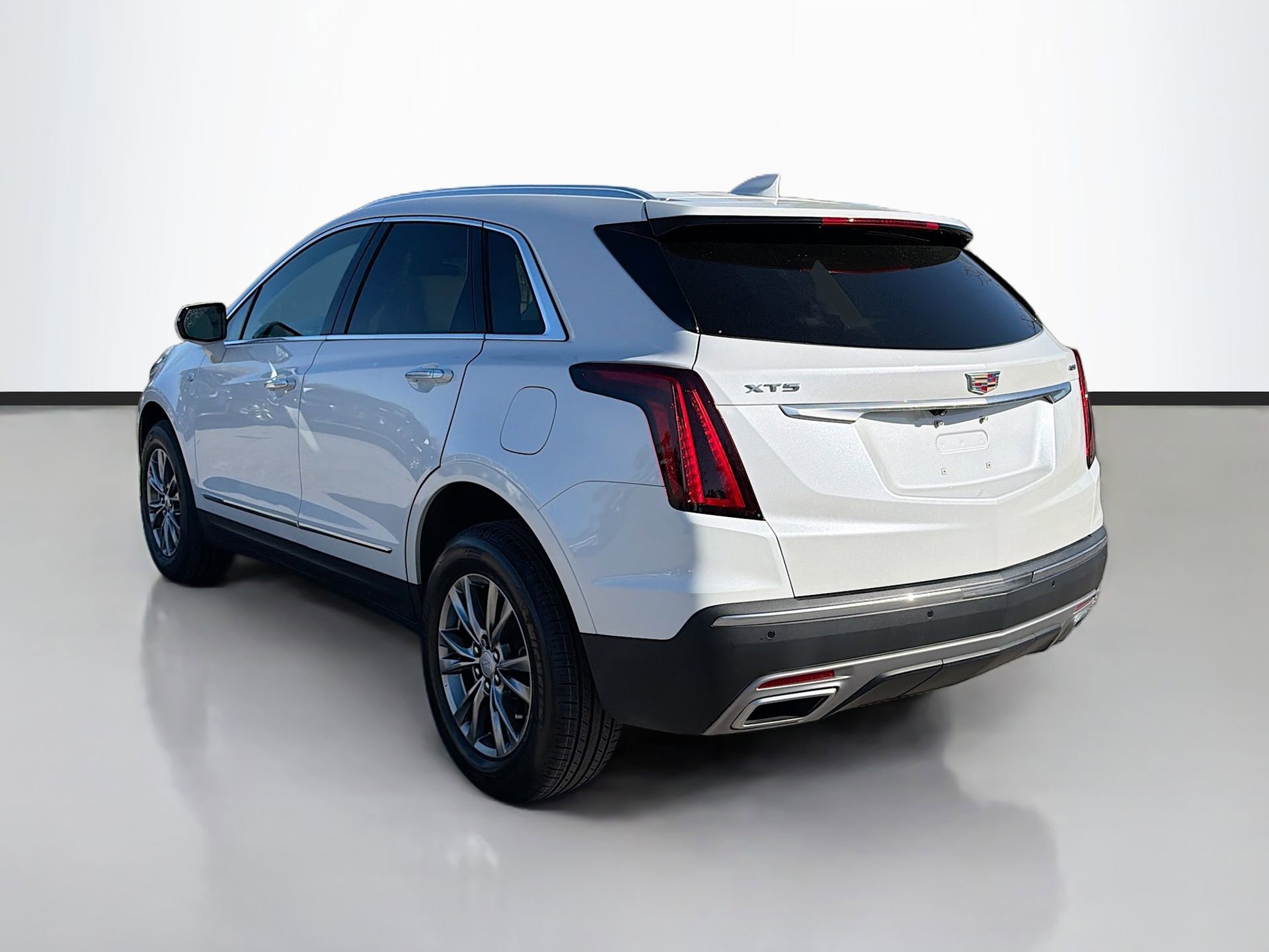 Used 2021 Cadillac XT5 Premium Luxury image 6