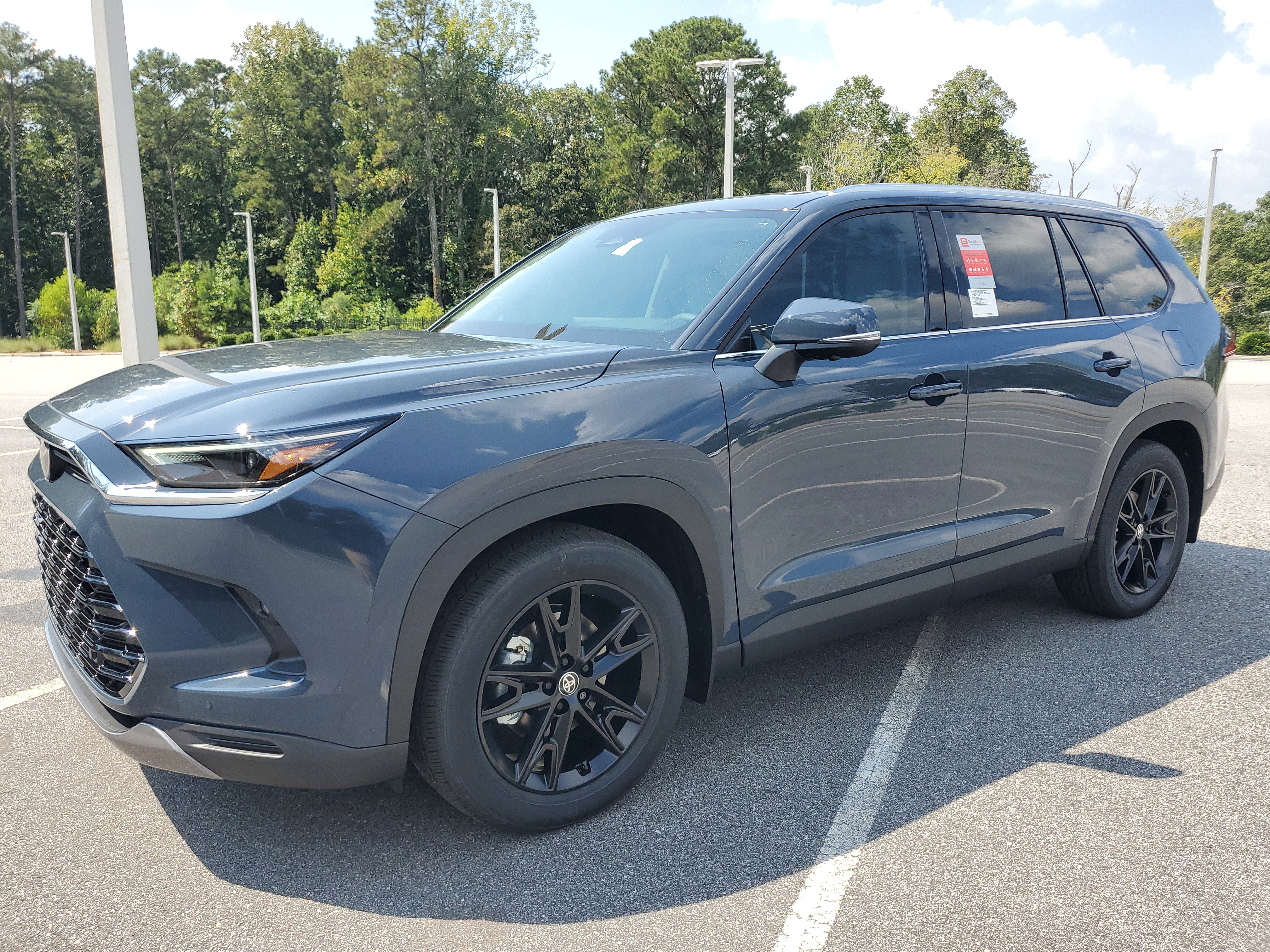 New 2026 Toyota Grand Highlander Limited image 3
