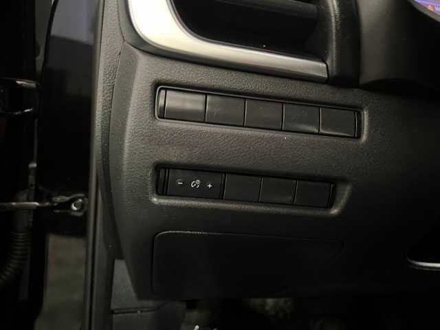 Certified 2021 Nissan Rogue S image 15