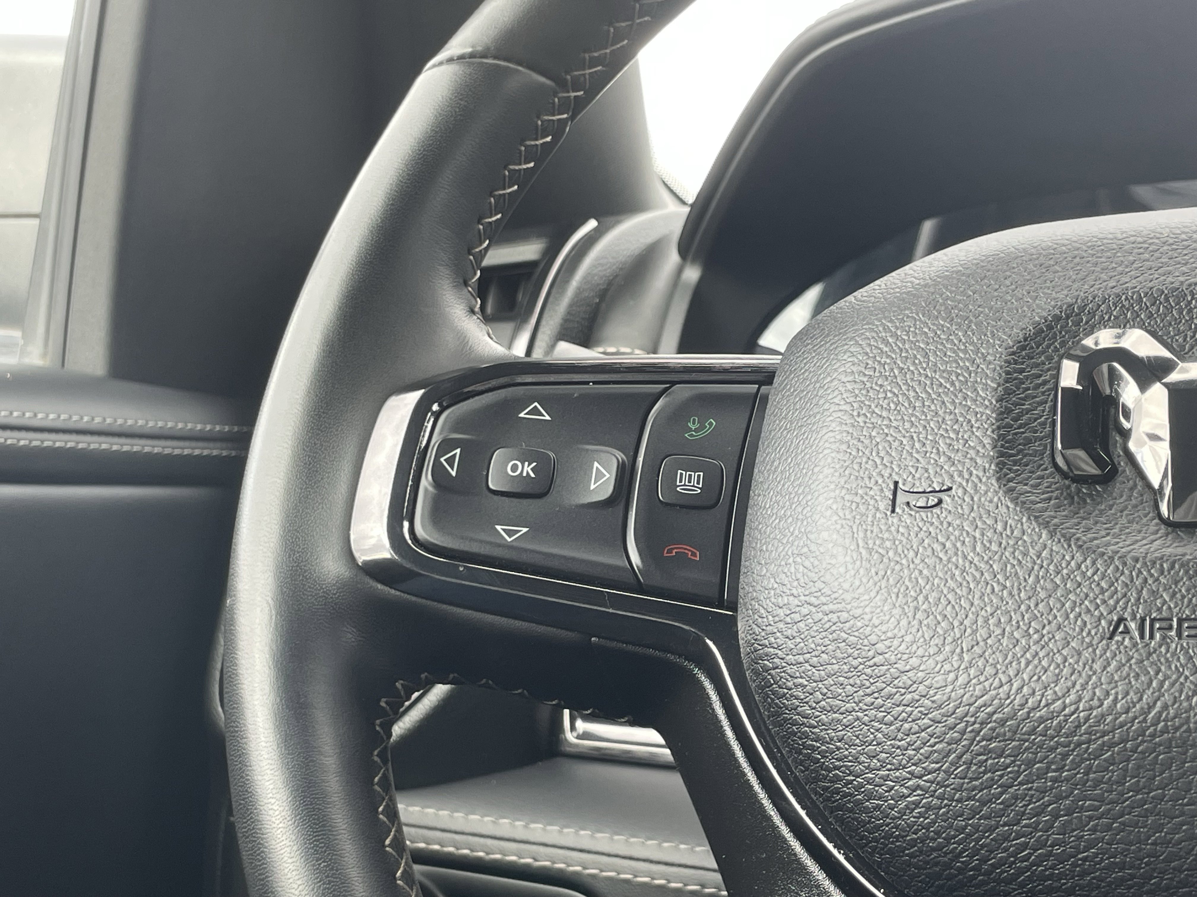 Used 2023 RAM 1500 Limited w/ Body Color Bumper Group image 18