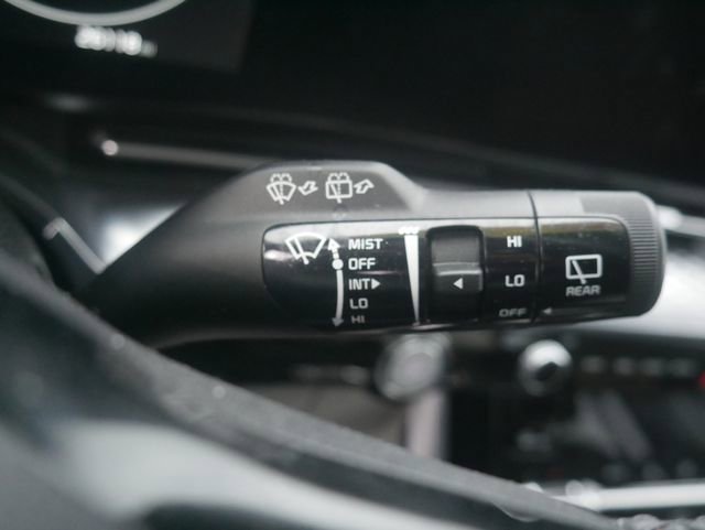 Used 2024 Kia Carnival SX Prestige image 26