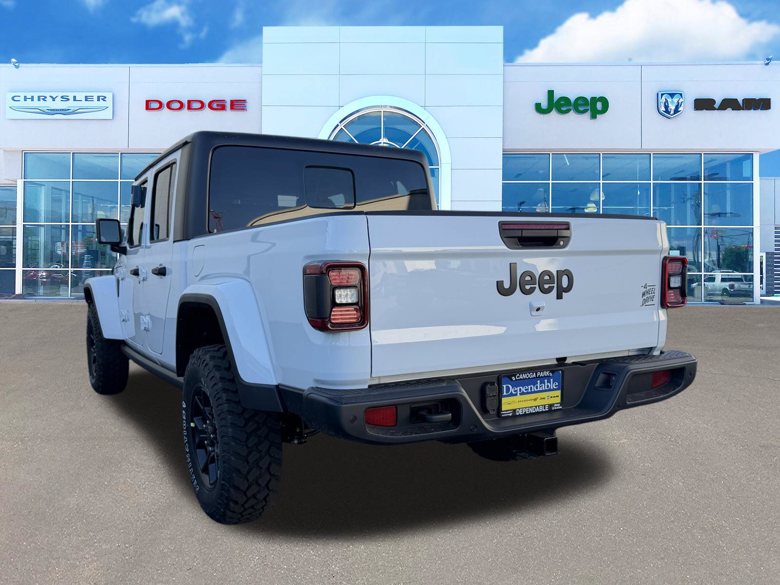 New 2026 Jeep Gladiator Sport AWD/4WD image 8