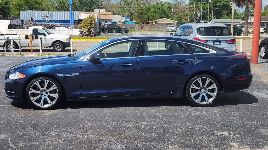 Used 2011 Jaguar XJ L Supercharged RWD image 3