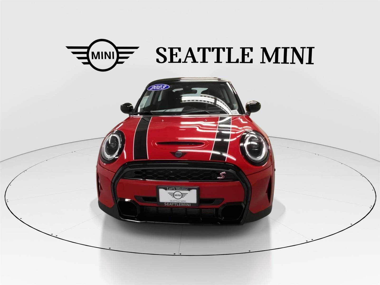 Used 2023 MINI Cooper S w/ Driver Assistance Package image 3