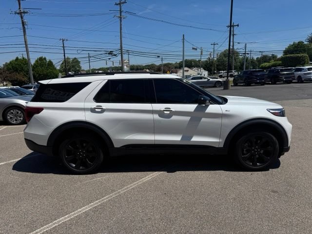 Used 2023 Ford Explorer ST-Line w/ Class IV Trailer Tow Package AWD/4WD image 14