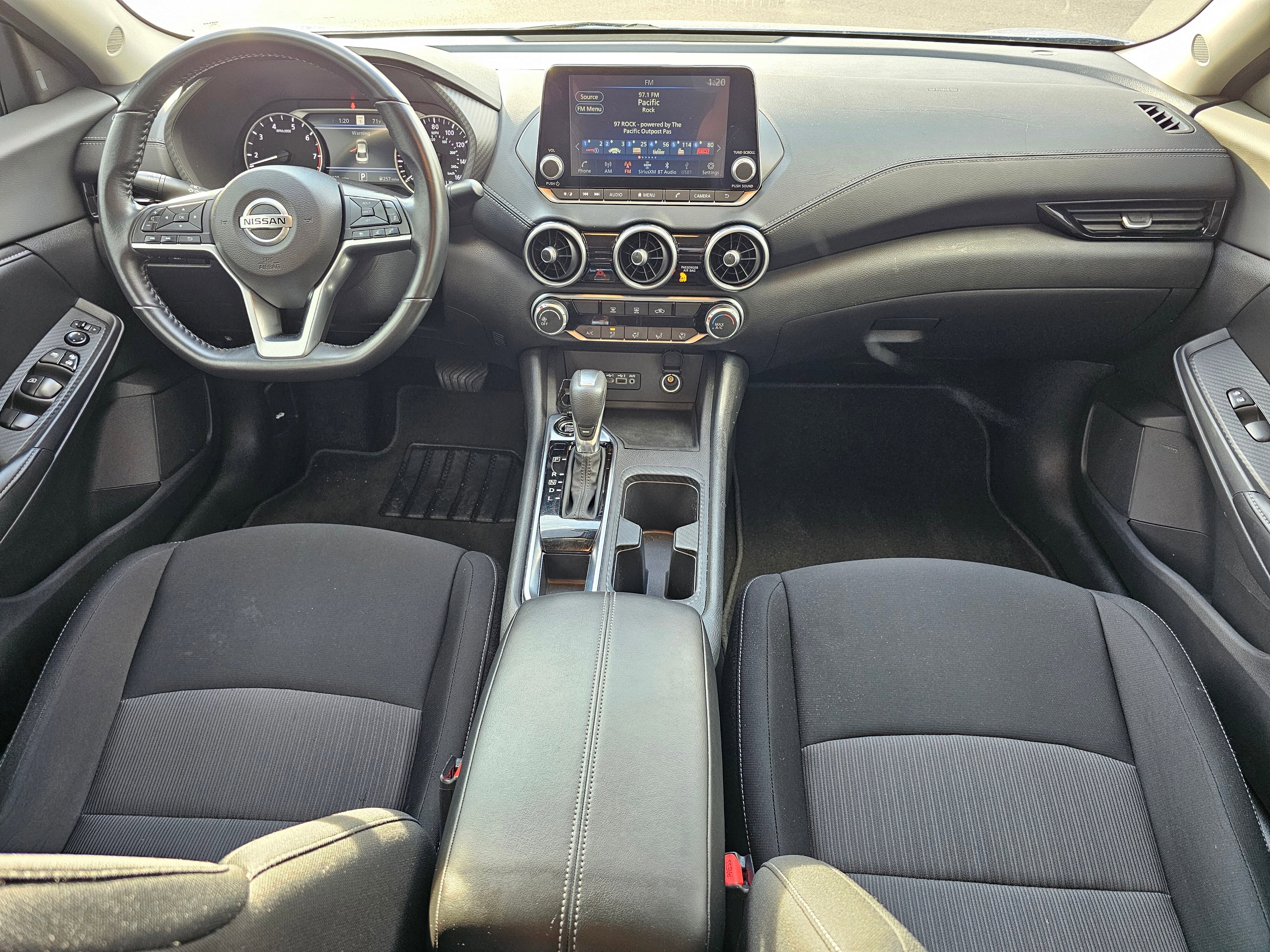 Used 2022 Nissan Sentra SV w/ Trunk Package image 10