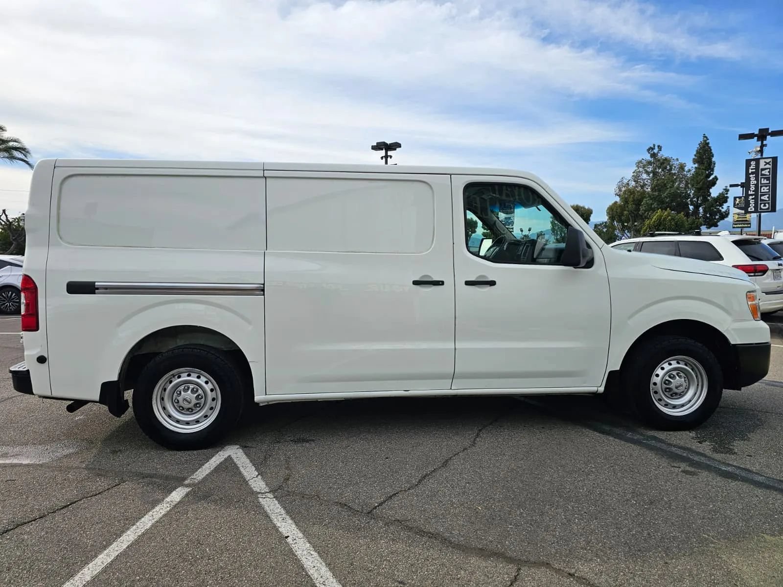 Used 2020 Nissan NV 1500 S RWD image 4