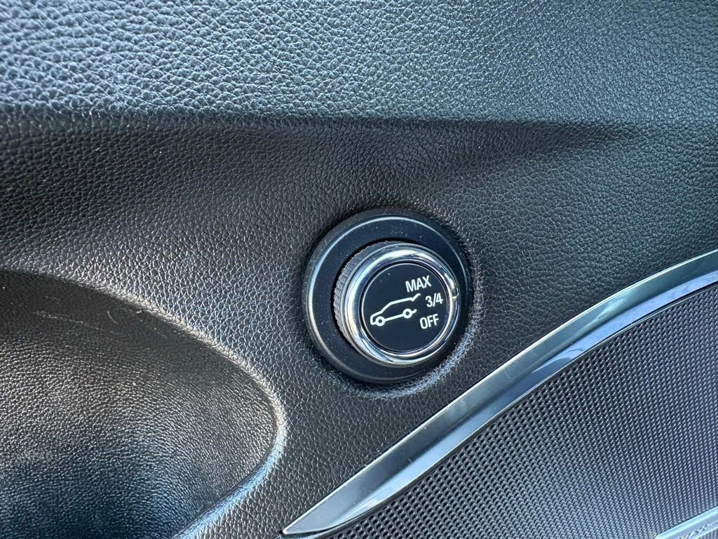 Used 2024 Buick Enclave Premium image 24