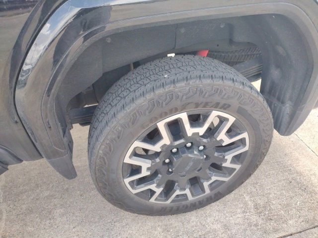 Used 2024 GMC Sierra 2500 AT4 w/ AT4 Premium Plus Package image 15