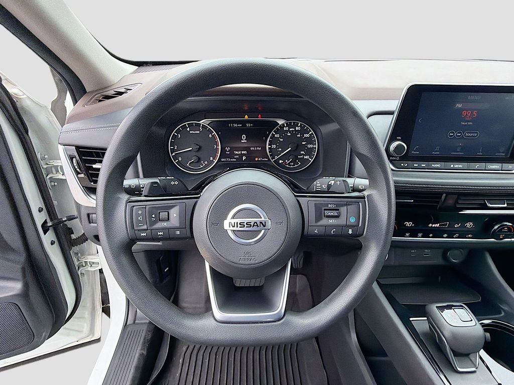 Used 2021 Nissan Rogue SV image 11