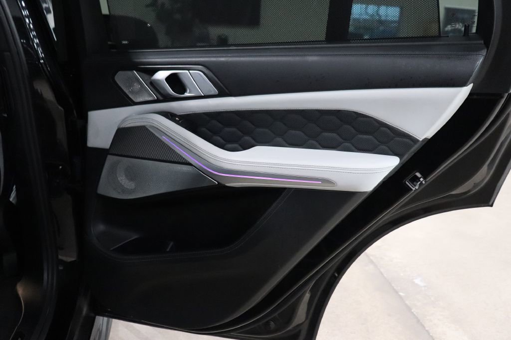 Used 2021 BMW X5 M w/ Competition Package image 19