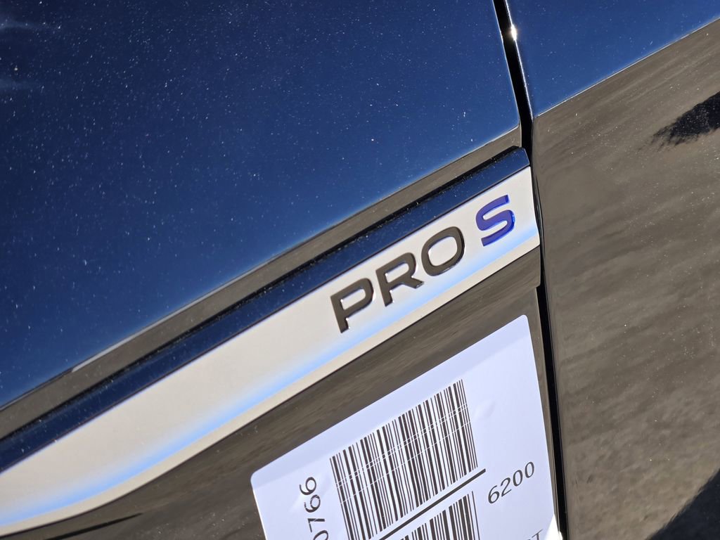 New 2025 Volkswagen ID.4 Pro S image 8