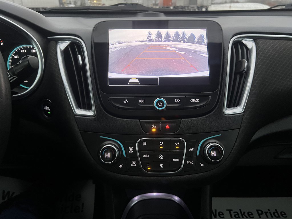 Used 2021 Chevrolet Malibu LT image 20