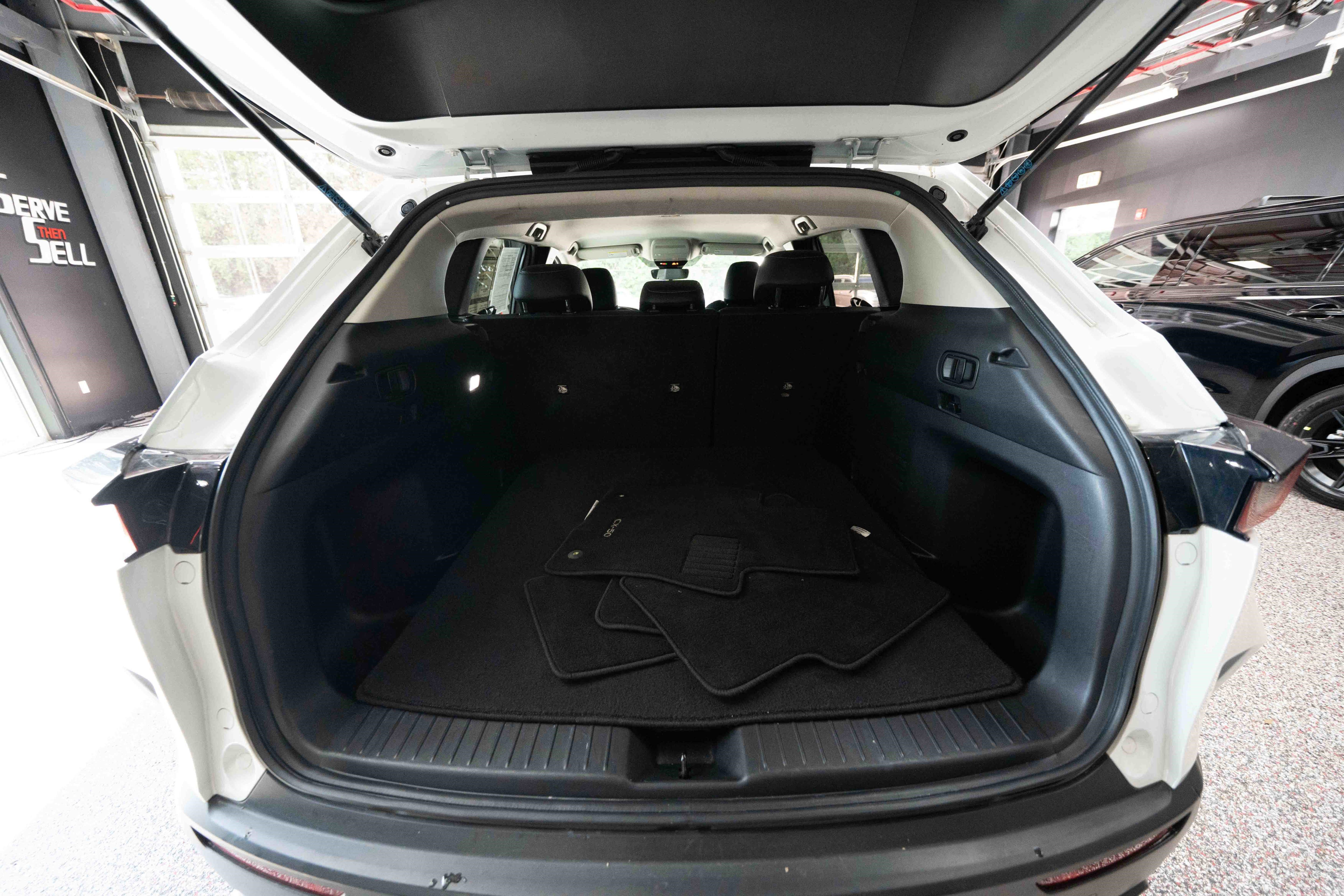 Used 2023 MAZDA CX-50 AWD 2.5 S w/ Cargo Package image 28