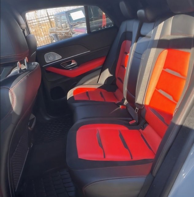 Used 2024 Mercedes-Benz GLE 53 AMG 4MATIC Coupe image 23