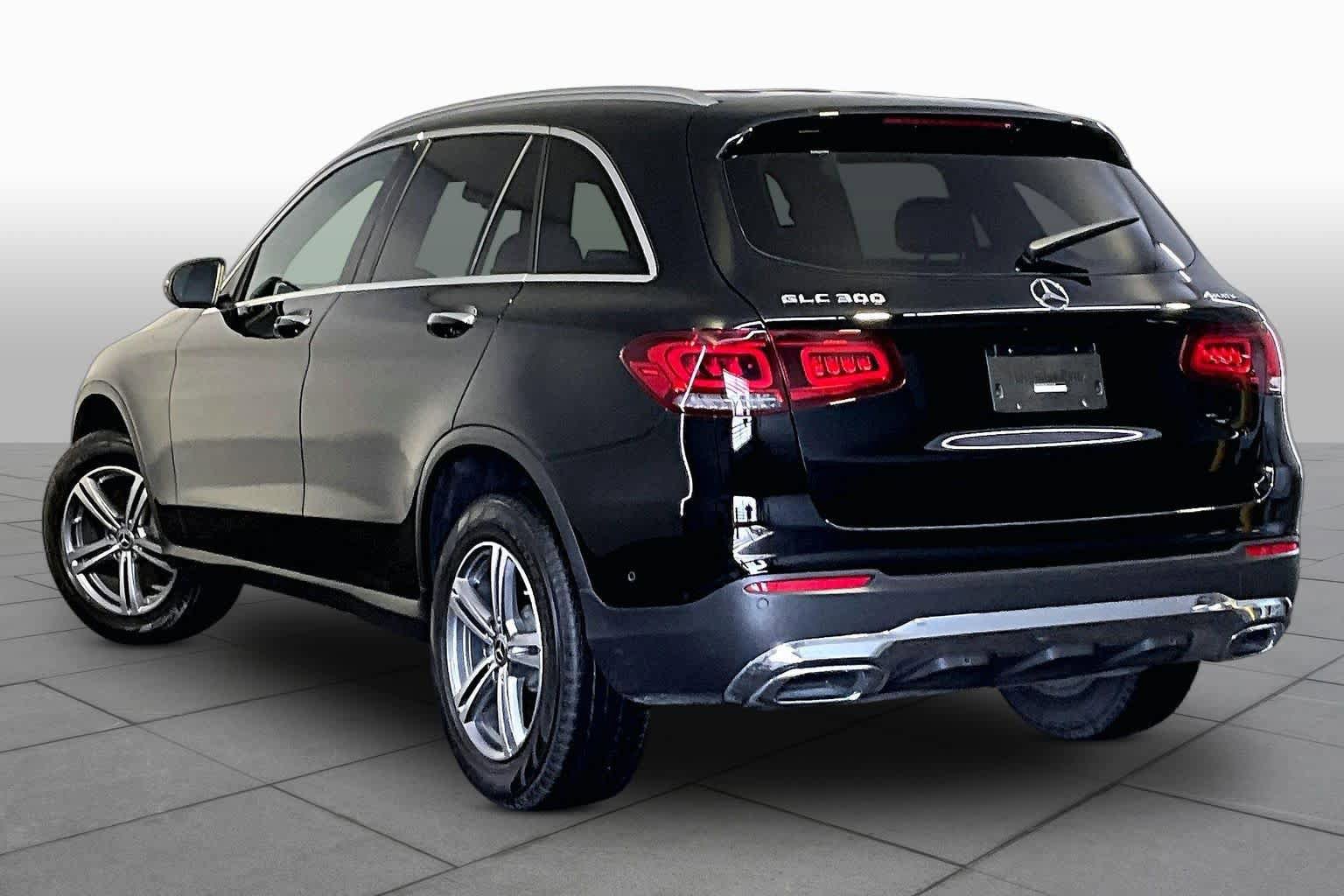 Used 2022 Mercedes-Benz GLC 300 4MATIC image 12
