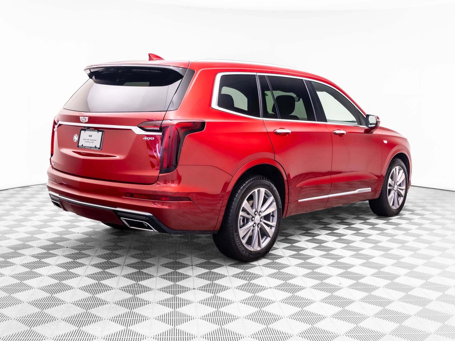 Used 2025 Cadillac XT6 Premium Luxury w/ Platinum Package AWD/4WD video 5