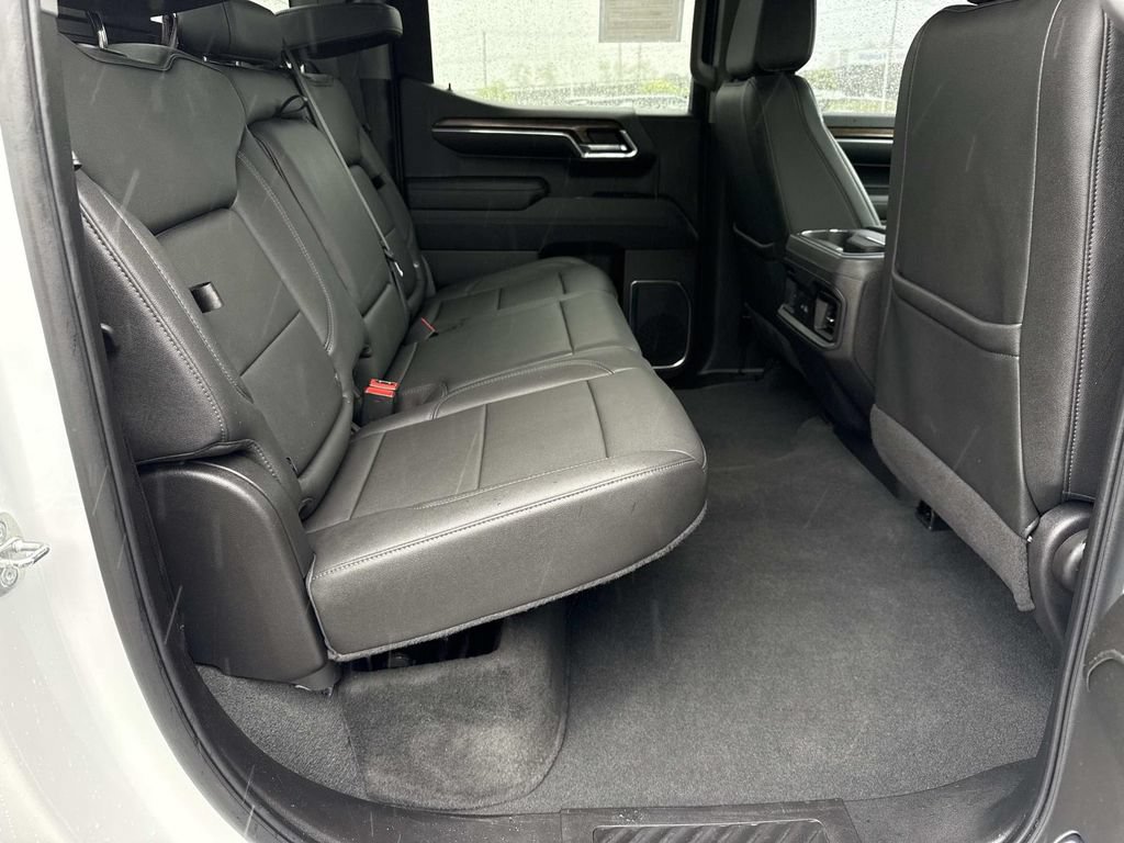 Used 2024 Chevrolet Silverado 1500 LT Trail Boss w/ Convenience Package II AWD/4WD image 20