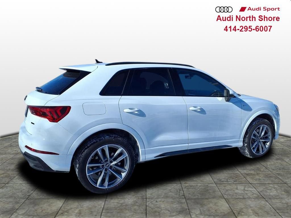 Used 2025 Audi Q3 2.0T Premium w/ Convenience Package image 2