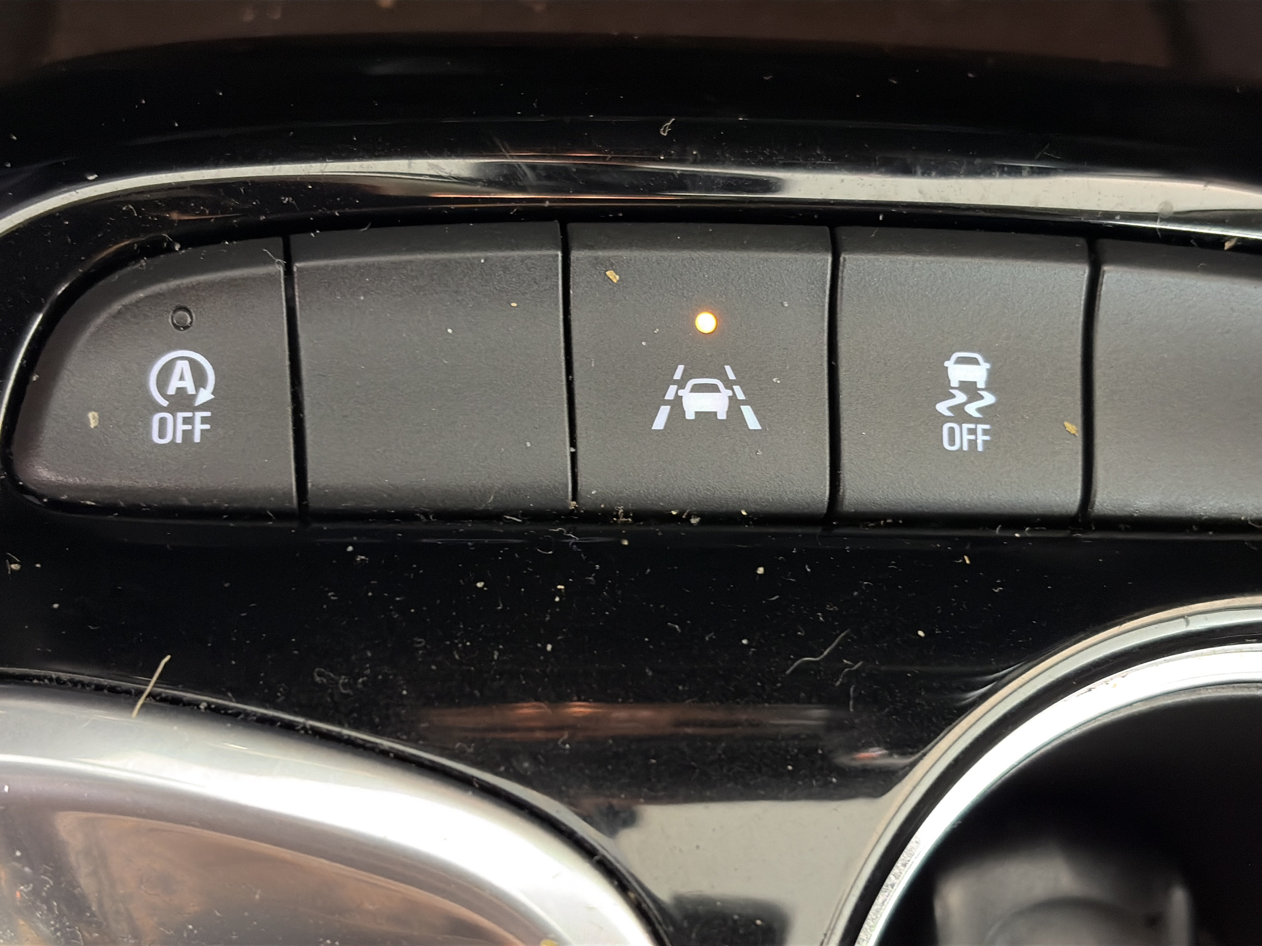 Used 2020 Buick Encore GX Essence FWD image 25