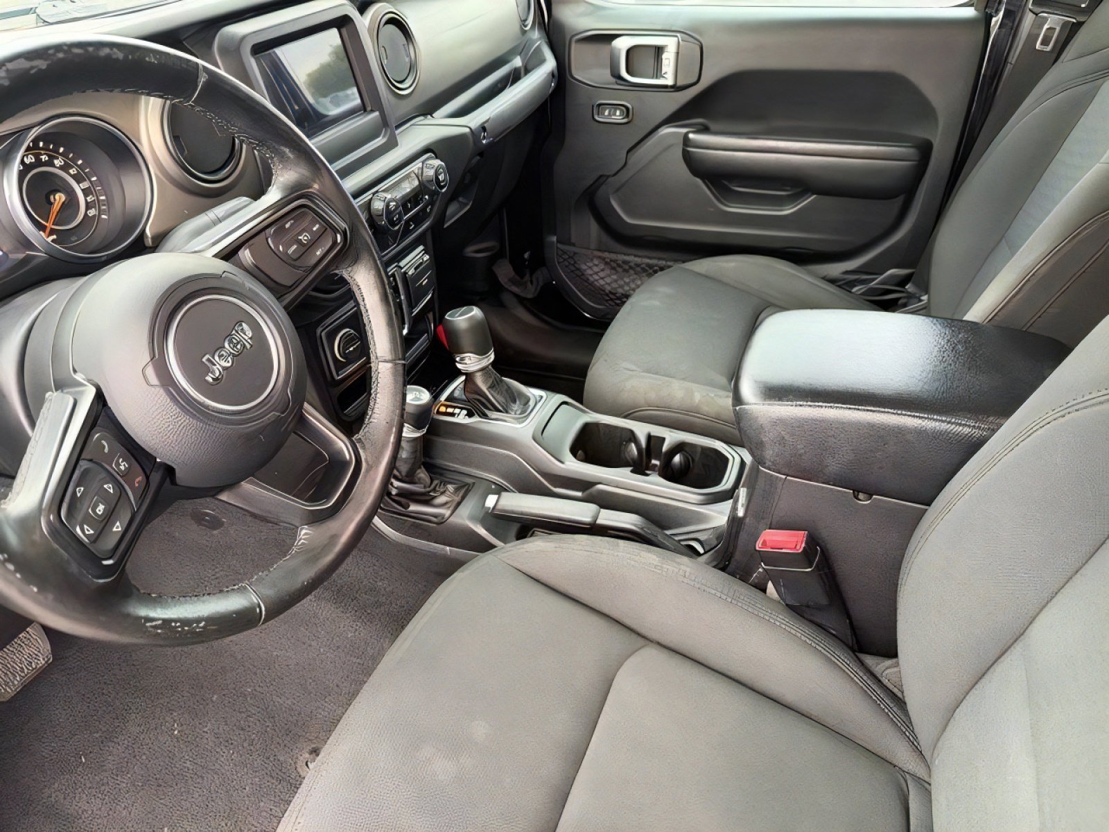 Used 2020 Jeep Gladiator Sport w/ Quick Order Package 24S AWD/4WD image 12